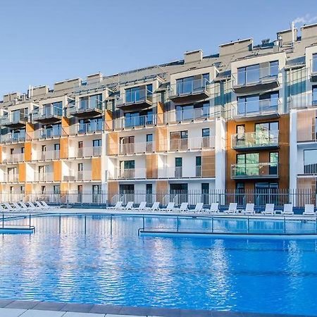 Apartamentyprzymorzu 010 Z Basenem Tarasem I Ogrodkiem Kołobrzeg Exteriör bild